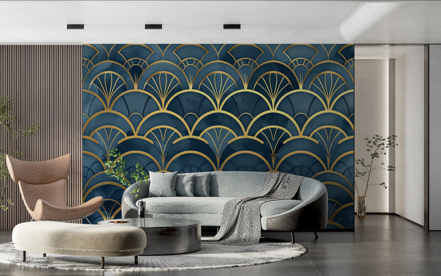 Papier Peint Art Déco Motif Éventail Doré sur Bleu Profond Premium